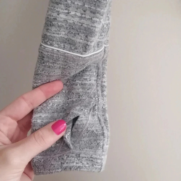 Lululemon Close to Crossing Long Sleeve *Rulu White Gray Stripe Jacquard 4 - Picture 8 of 16